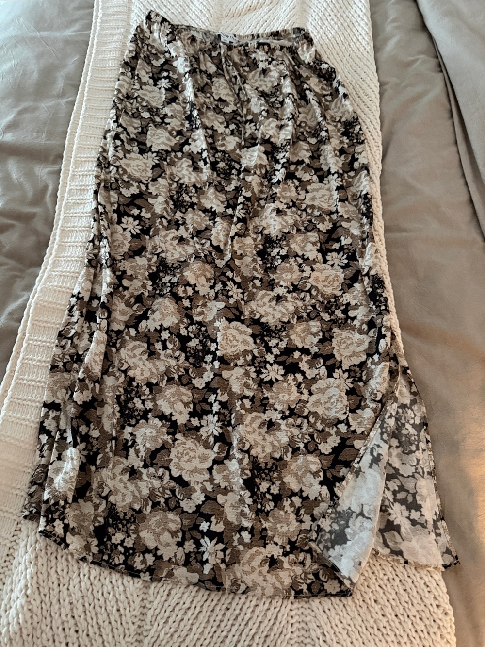 Women's Floral Maxi Skirt in Black and Cream